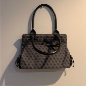 Dooney & bourke purse